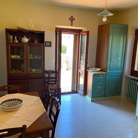 Casa Vacanze Cristina - Holiday House Apartment Ripatransone Bagian luar foto