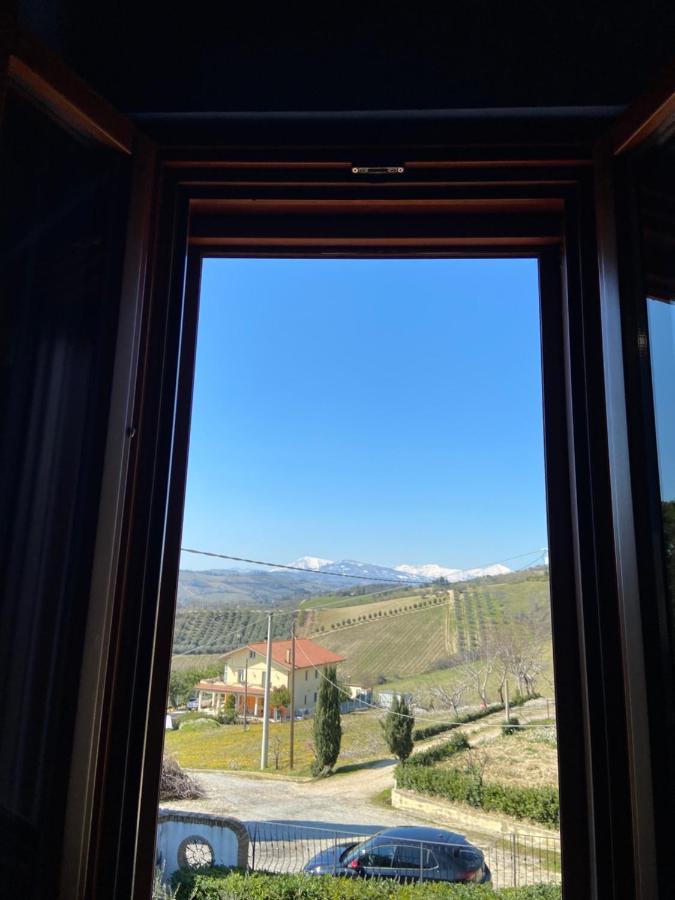 Casa Vacanze Cristina - Holiday House Apartment Ripatransone Bagian luar foto